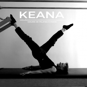 Chuck professeur de pilates chez Keana